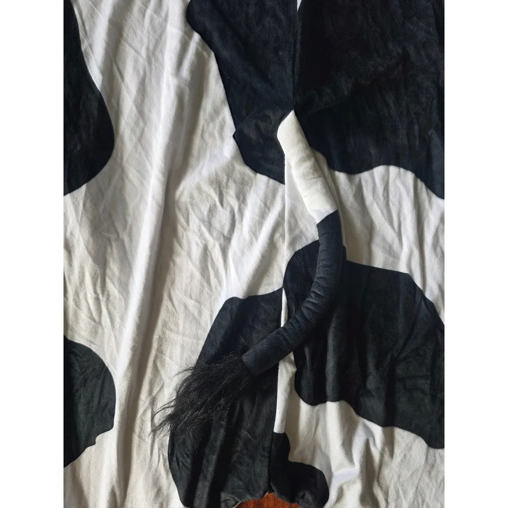 Spirit Halloween Cow Union Suit Adult One Size Plush Halloween Jumpsuit Costume - Picture 11 of 11